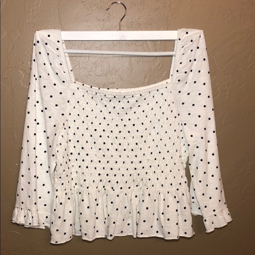 Adorable AEO square-necked top